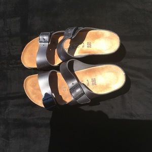 Birkenstock - Papillio Sandal. Size 39. 8-8.5. Black leather upper. wedge heel.